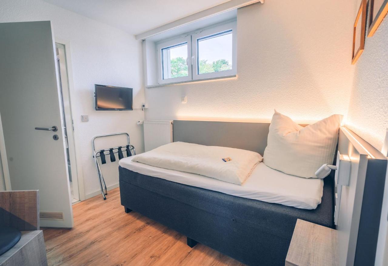 Hotel Kalenborner Hoehe Bagian luar foto