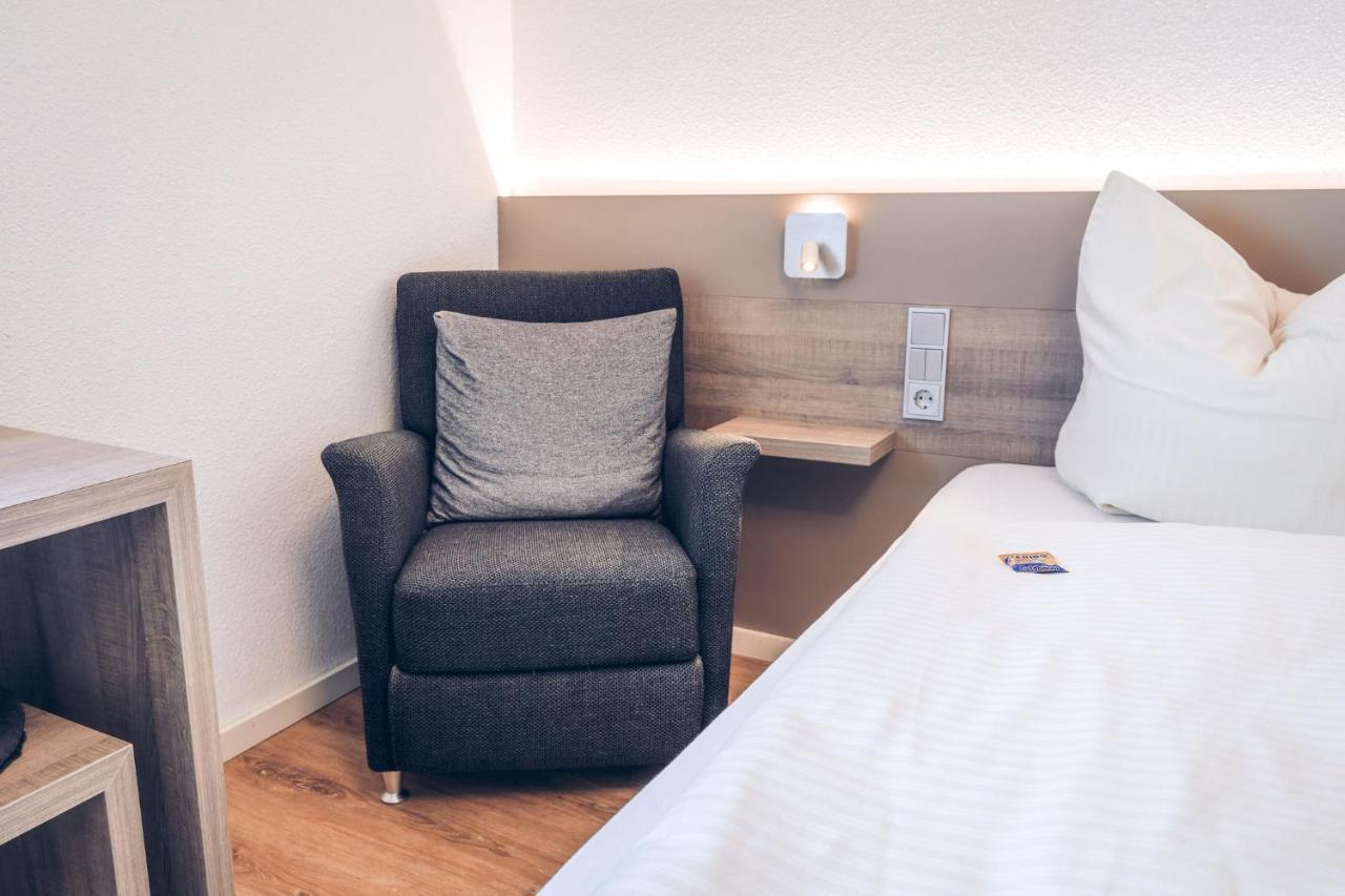 Hotel Kalenborner Hoehe Bagian luar foto